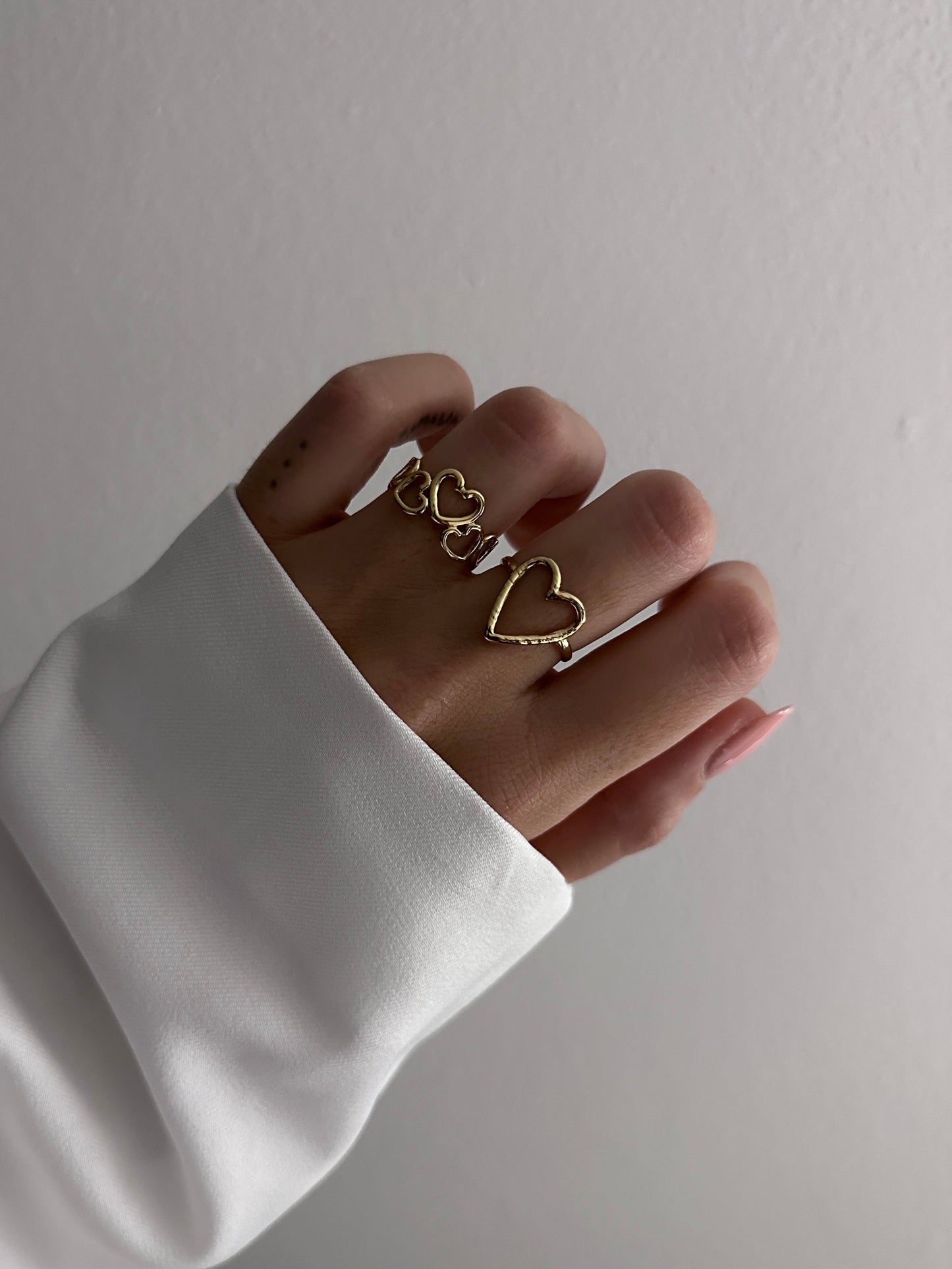 AMOUR Ring